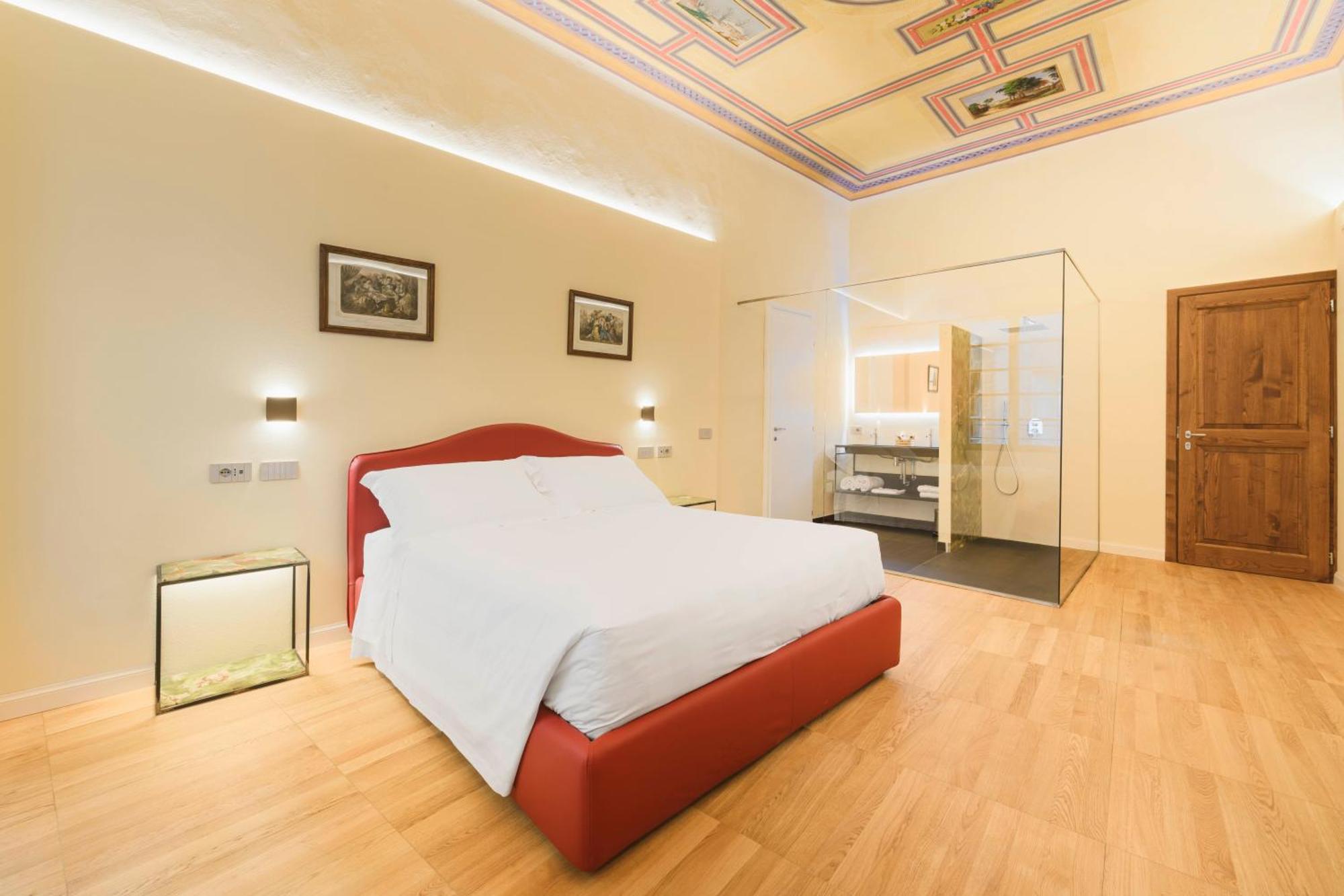 Palazzo Patrizi Suites & Spa Siena Exterior photo